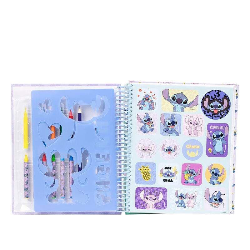 Disney Stitch Aktivitetsalbum view 2