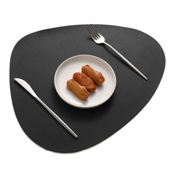 4-pack bordbrett i kunstig skinn avrundet svart 43x36cm