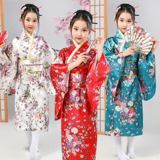 1 sett japansk Kimono Vibrant Cherry Blossom Print Enkel å bruke Cosplay skoleforestillinger Kimono for jenter 150cm Hvit