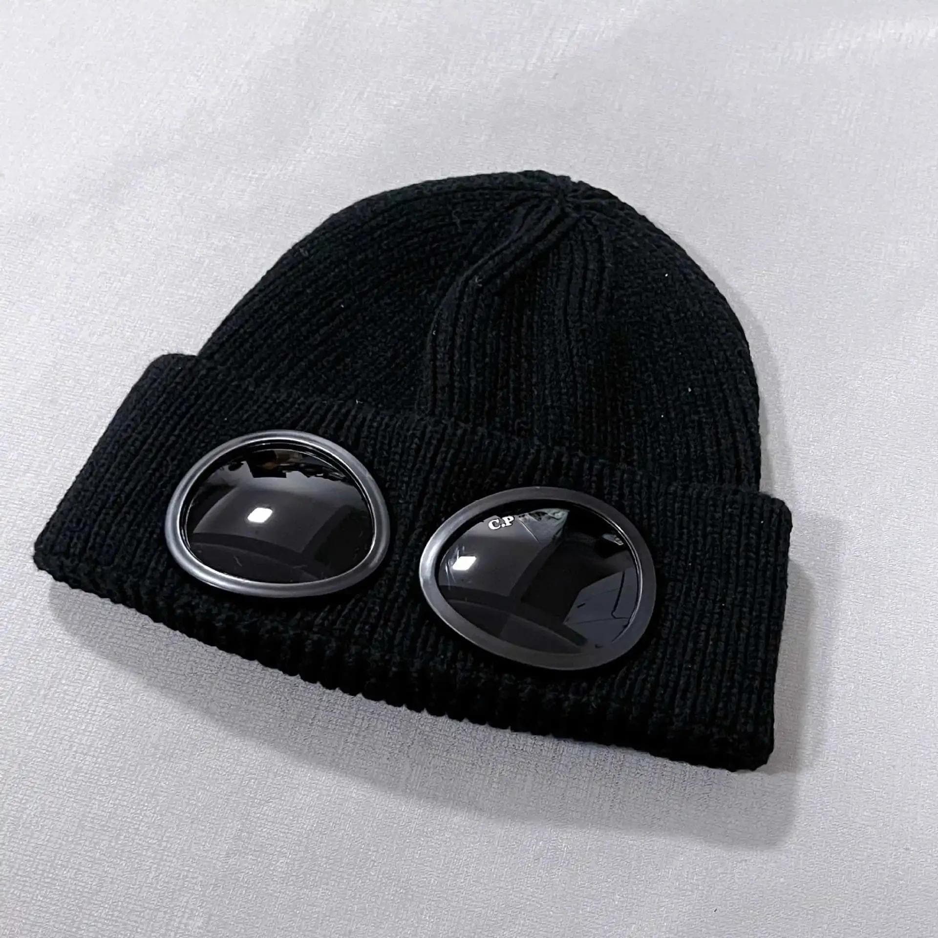 Unisex Goggle Lens Beanie Hat Vinterski strikket med innebygde briller, ensfarget ribbet mansjett for menn kvinner hærgrønn farge