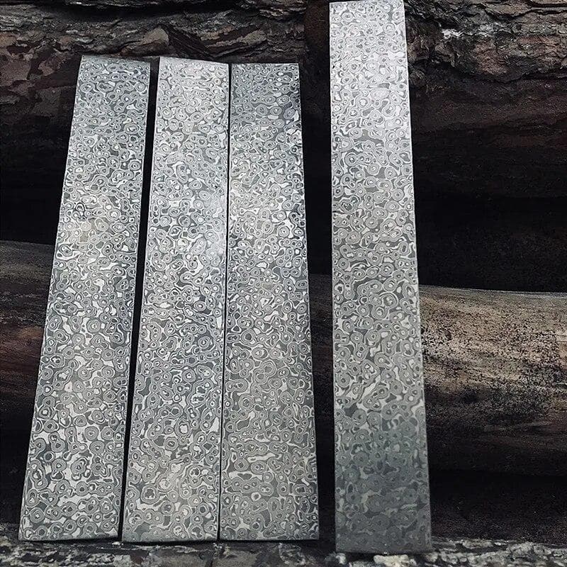 30x5x0.5CM Damaskus Steel VG10 Sandwich Kniv Blankt mønster Råmateriale Strip DIY Kniv Billets Mønster Tusenlags slukket 30x5x0.3CM