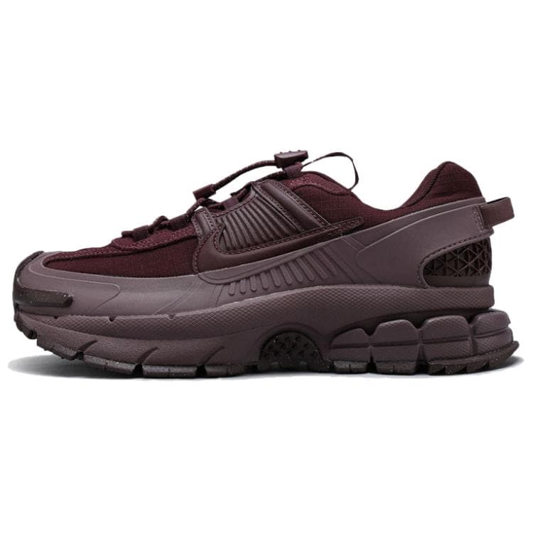 Nike Zoom Vomero Roam Burgunder Team Rød Dame Sneakers Tatovering Mørk-Team-Rød Racerblå HQ2181500 cm
