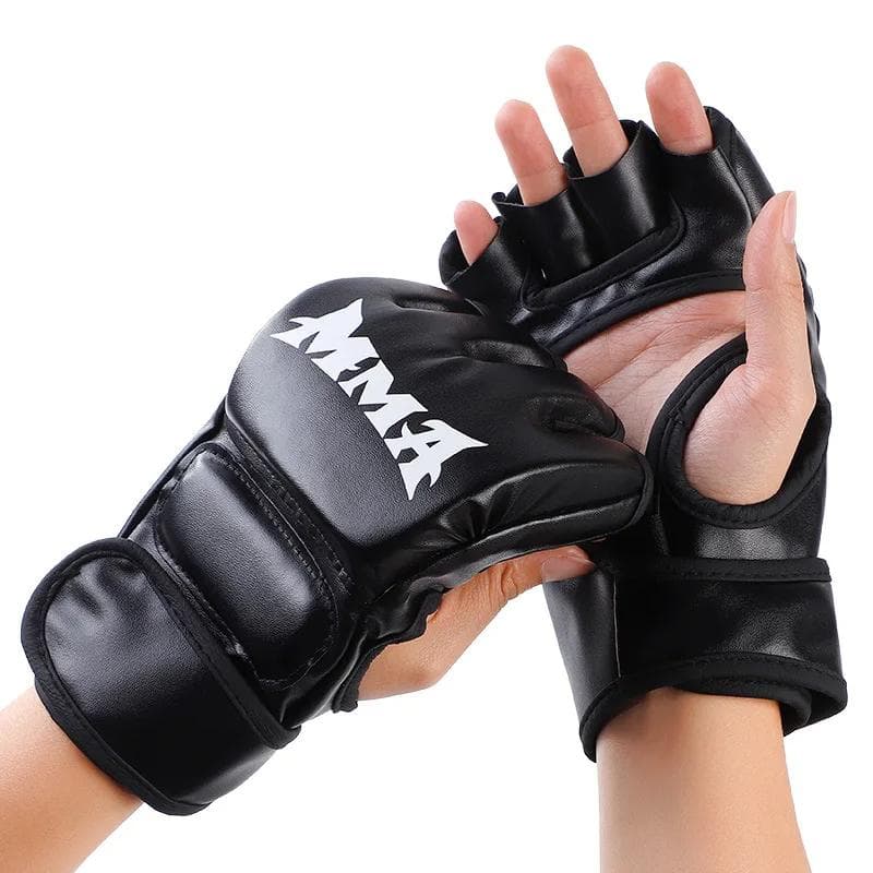 Kick MMA Boksehansker for Menn Kvinner PU Karate Muay Thai Guantes De Boxeo Free Fight MMA Sanda Trening Voksne Barn Utstyr Svart