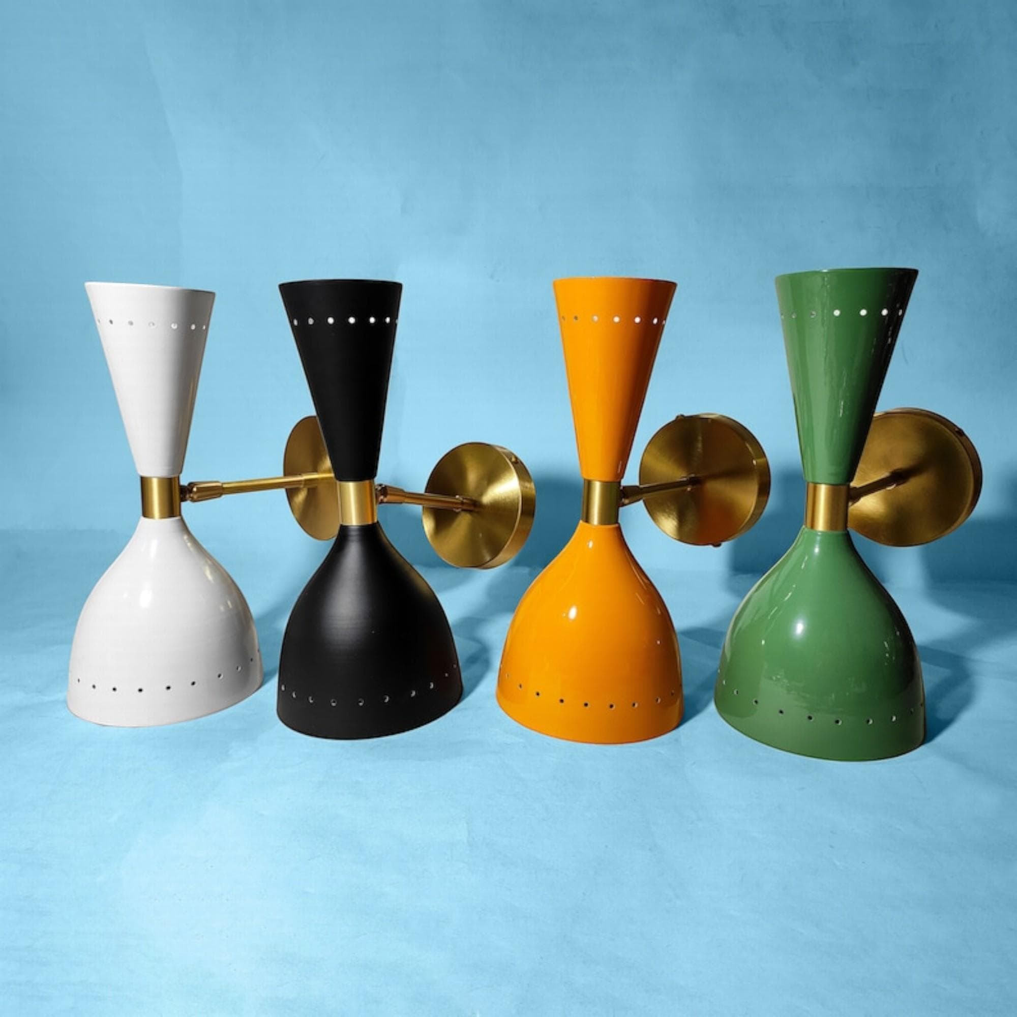 1950-talls Midcentury Vegglampe Sconce Armatur Lampe Italiensk Moderne Samtidig Dobbel Skjerm (Messing, Flere farge- og finishvarianter, Enkelt)