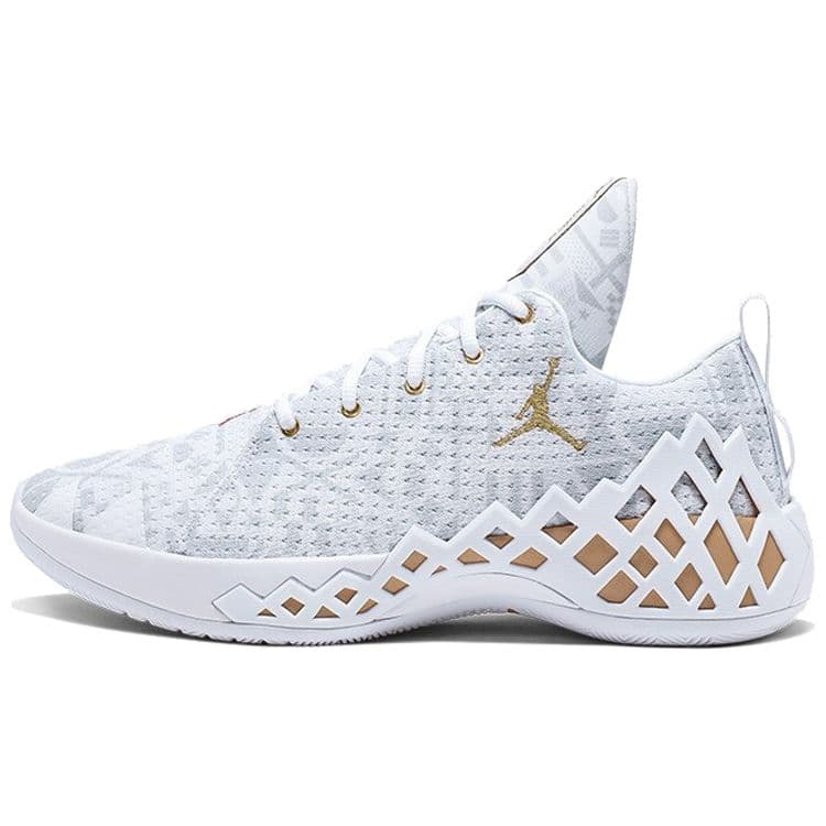 Air Jordan Jordan Jumpman Diamond Low PF FIBA Herre Sneakers Hvit Metallisk-Gull CI1209-107 cm