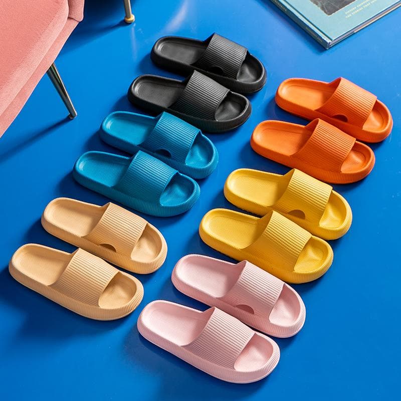 Kvinner Tykk Plattform Cloud-tøfler Sommerstrand Eva Soft Sole Slidesandaler Fritid Herre Dame Innendørs Bad Anti-skli sko cm lyseblå farge