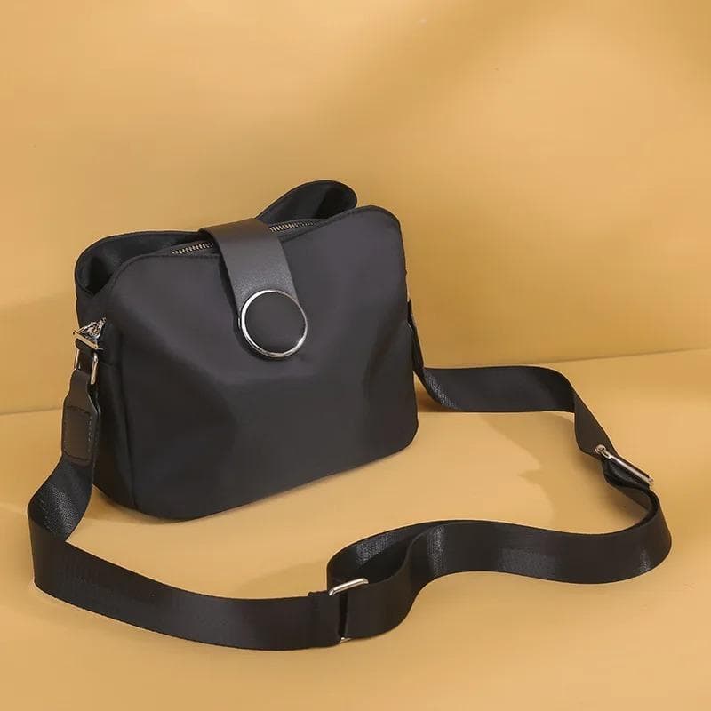 Uformelt nylon skulderveske Kvinner Mote Vanntett Messenger Bag Reise Light Small Crossbody Bag Shopping Dame Håndveske Veske Blå