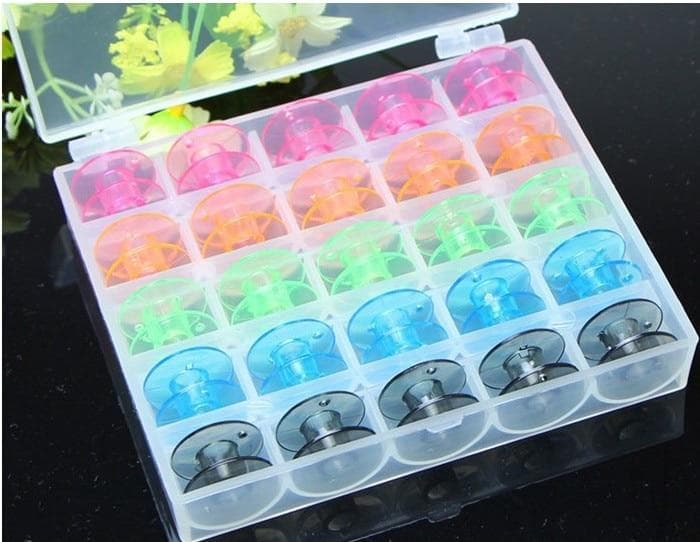 25 stk Plast tomme spoler Symaskin spoler etui Oppbevaringsboks for symaskin shopping