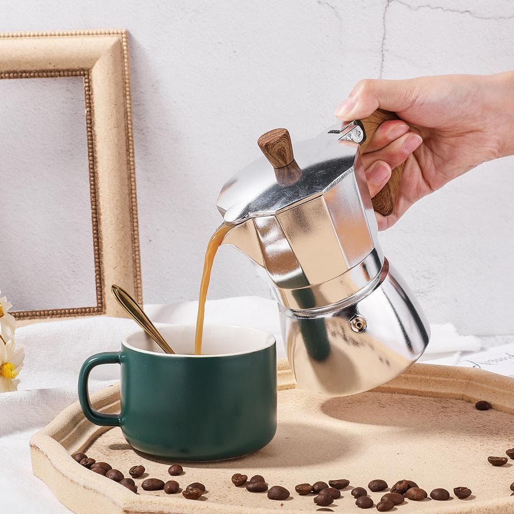 Kaffetrakter Klassisk aluminium Kaffe Mochas Espressokaffemaskiner i amerikansk stil 1-6 kopper Kapasitet (150/300 ml) Gul