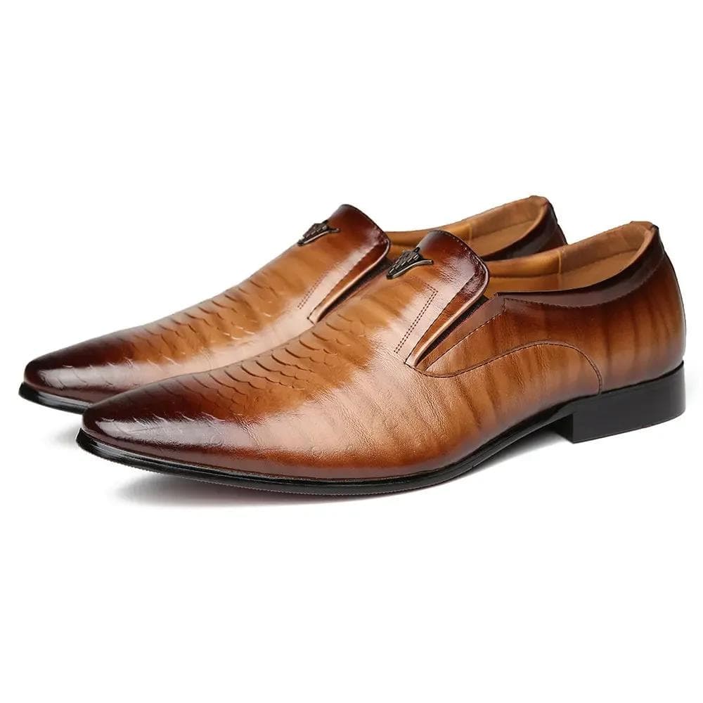 Mote Lær Herre Formelle Sko Luksusmerke 2024 Herre Loafers Dress Mokasiner Pustende Slip-on Svarte Kjøresko Pluss Størrelse 38-44 cm brun