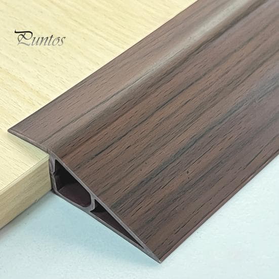 1/1,5 cm x 100 cm PVC-terskelrampe Selvklebende gulvovergangslist Sklisikker døråpninger Teppefliser Overlappende kantreduksjon