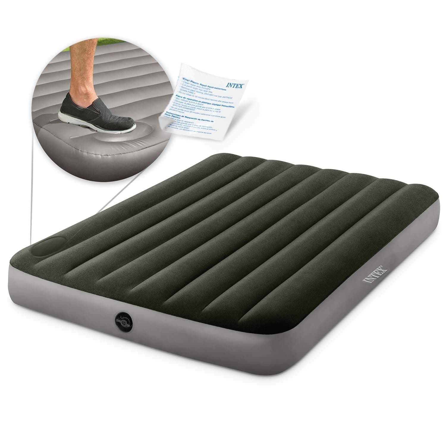 Oppblåsbar madrass 191x137x25 cm med innebygget fotpumpe INTEX 64762