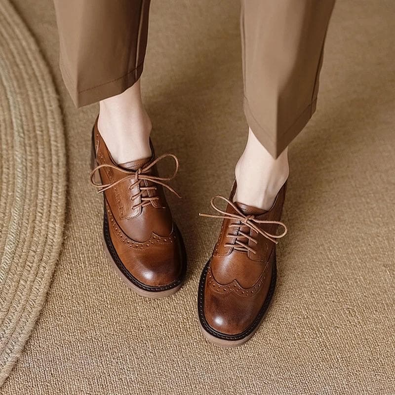 Mote NY Vår Dame Loafers Ekte Skinnsko Rund Tå Firkantet Hæl Damesko Casual Snøring Dame Pumps Utskjæring Oxford Sko cm brun