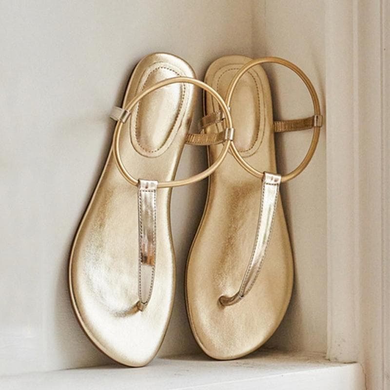 Mote 2025 Sommer Klip-tå Tanga Flipflops Damer Gull Gladiator Sandaler Flats Smal Rem Romerske Sko Dame Sklisikre Strand Sandaler cm gull