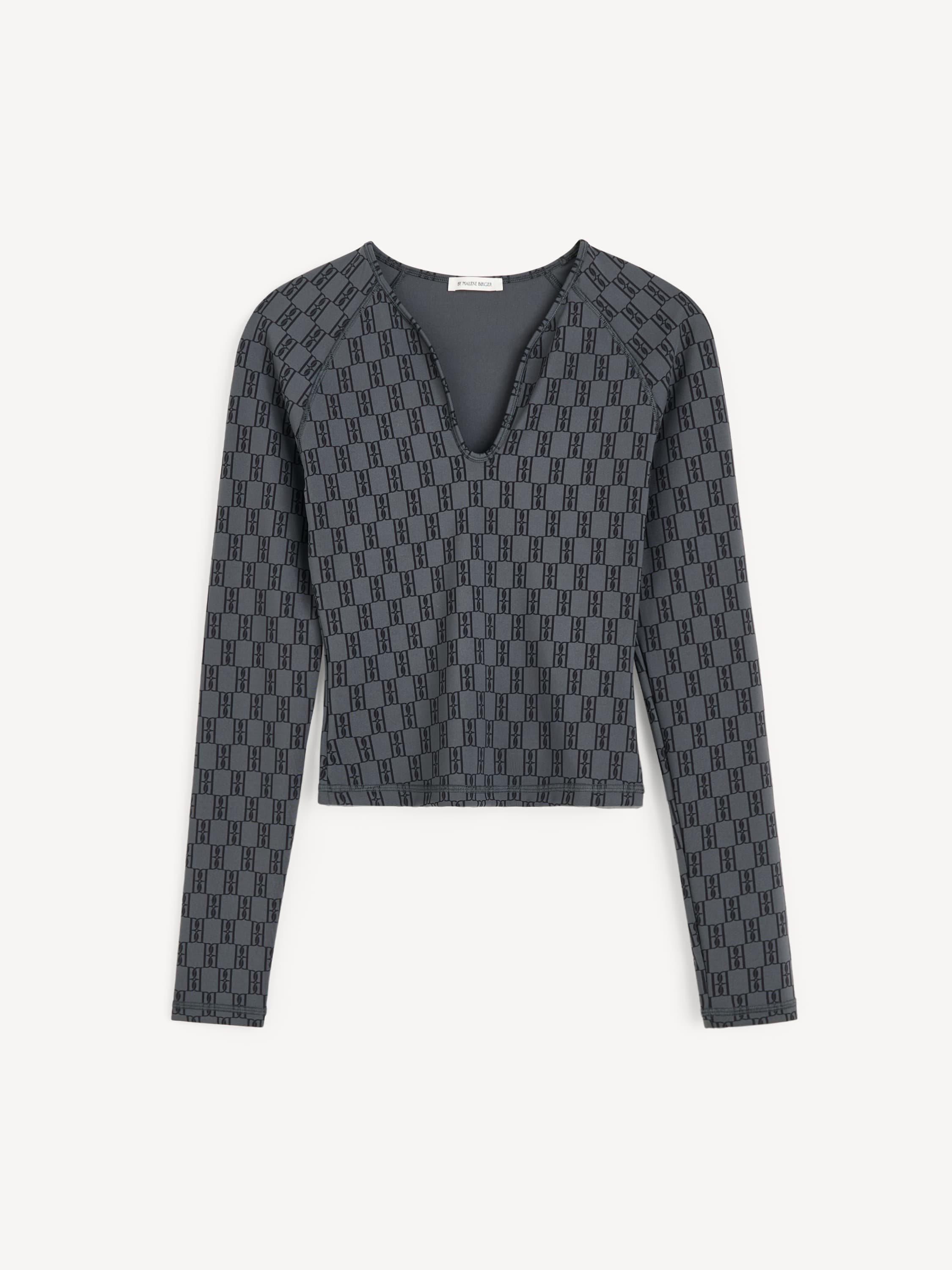 Venazia long sleeve athletic top